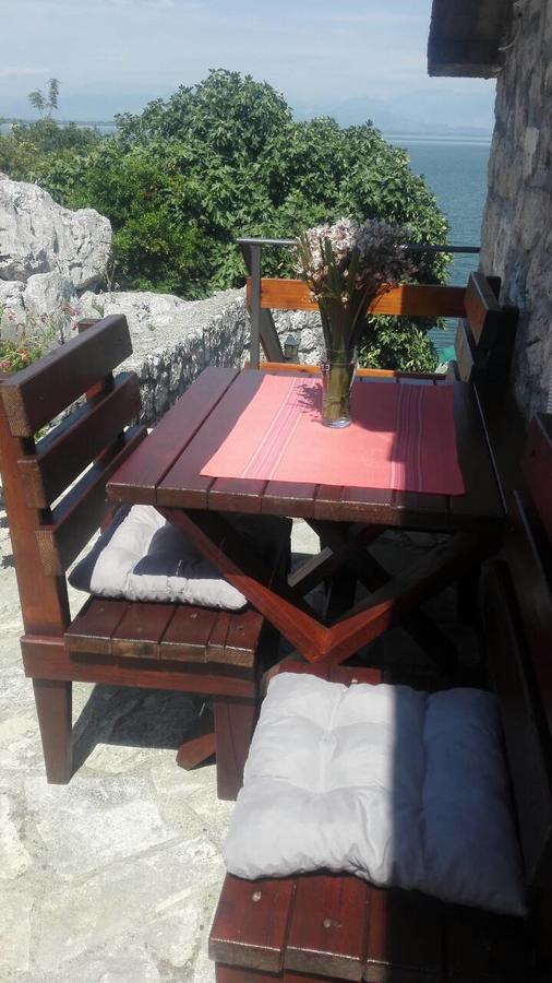 Holiday Home Radus Virpazar Exteriör bild